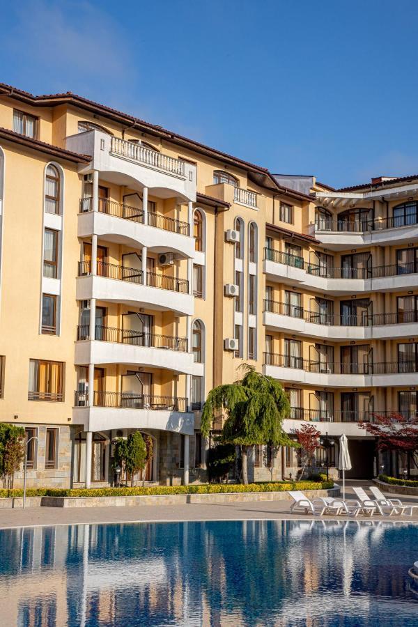 Sunny Apartment In A Complex With A Pool And Gym By Flаt Manаger Sunny Beach Esterno foto