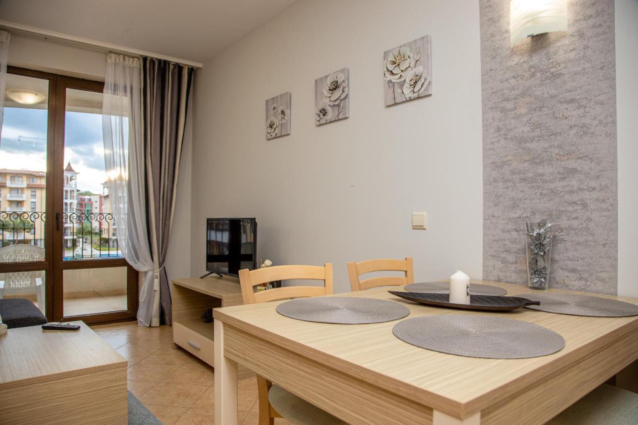 Sunny Apartment In A Complex With A Pool And Gym By Flаt Manаger Sunny Beach Esterno foto